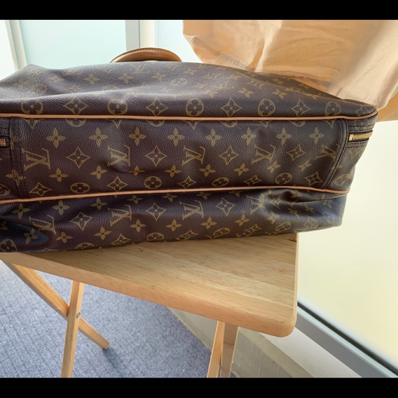 Louis Vuitton Monogram Alize Hueres - Picture 5 of 12